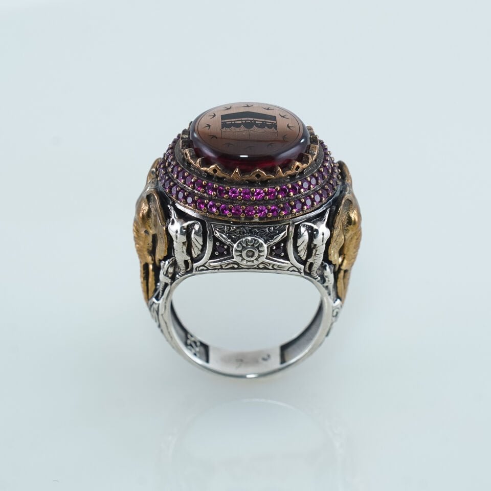 Kabe ve Fil Motifli Koyu Kırmızı Akik Taşlı 925 Ayar Gümüş Erkek Yüzük