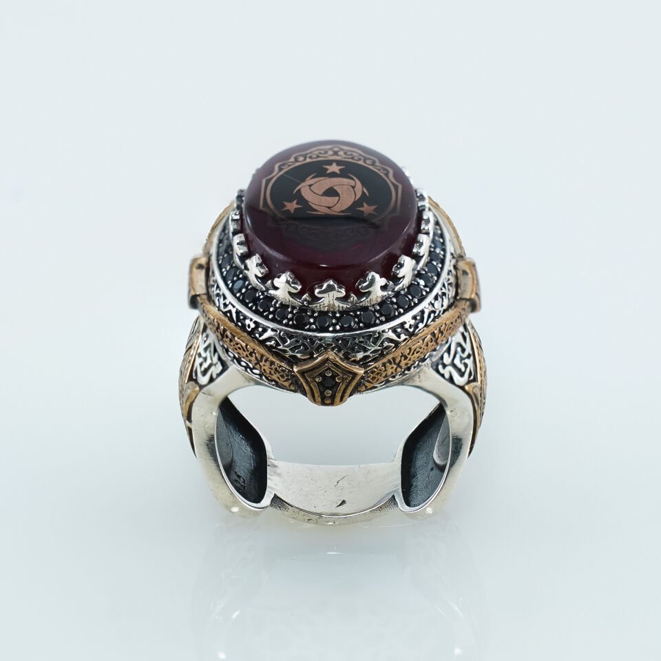 Teşkîlât-ı Mahsûsa Motifli Koyu Kırmızı Akik Taşlı 925 Ayar Gümüş Erkek Yüzük
