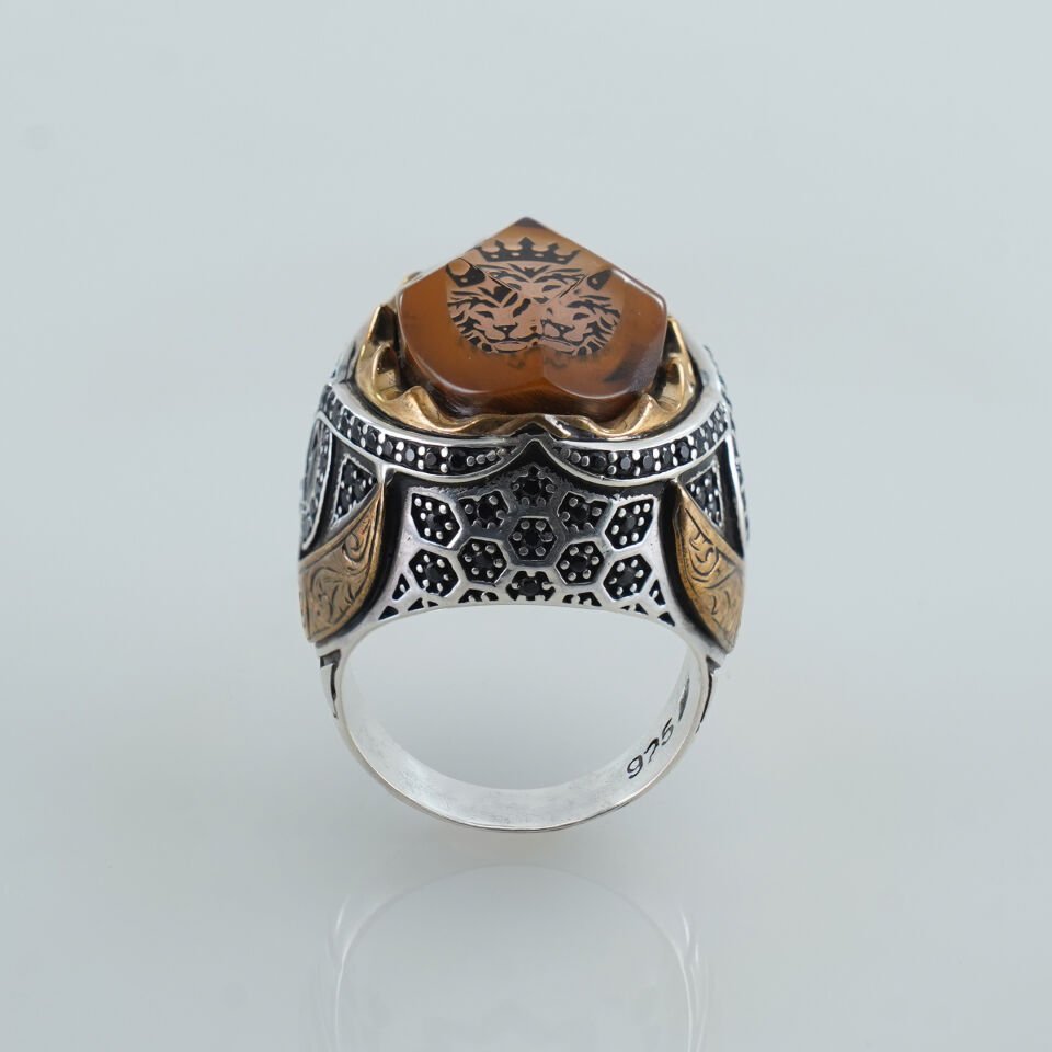 Aslan Motifli Bal Rengi Akik Taşlı 925 Ayar Gümüş Erkek Yüzük