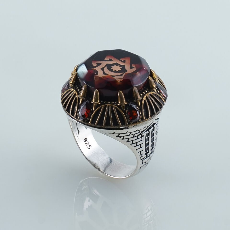 Kırmızı Akik ve Minare Motifli 925 Ayar Gümüş Erkek Yüzük