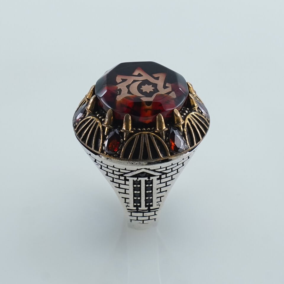 Kırmızı Akik ve Minare Motifli 925 Ayar Gümüş Erkek Yüzük