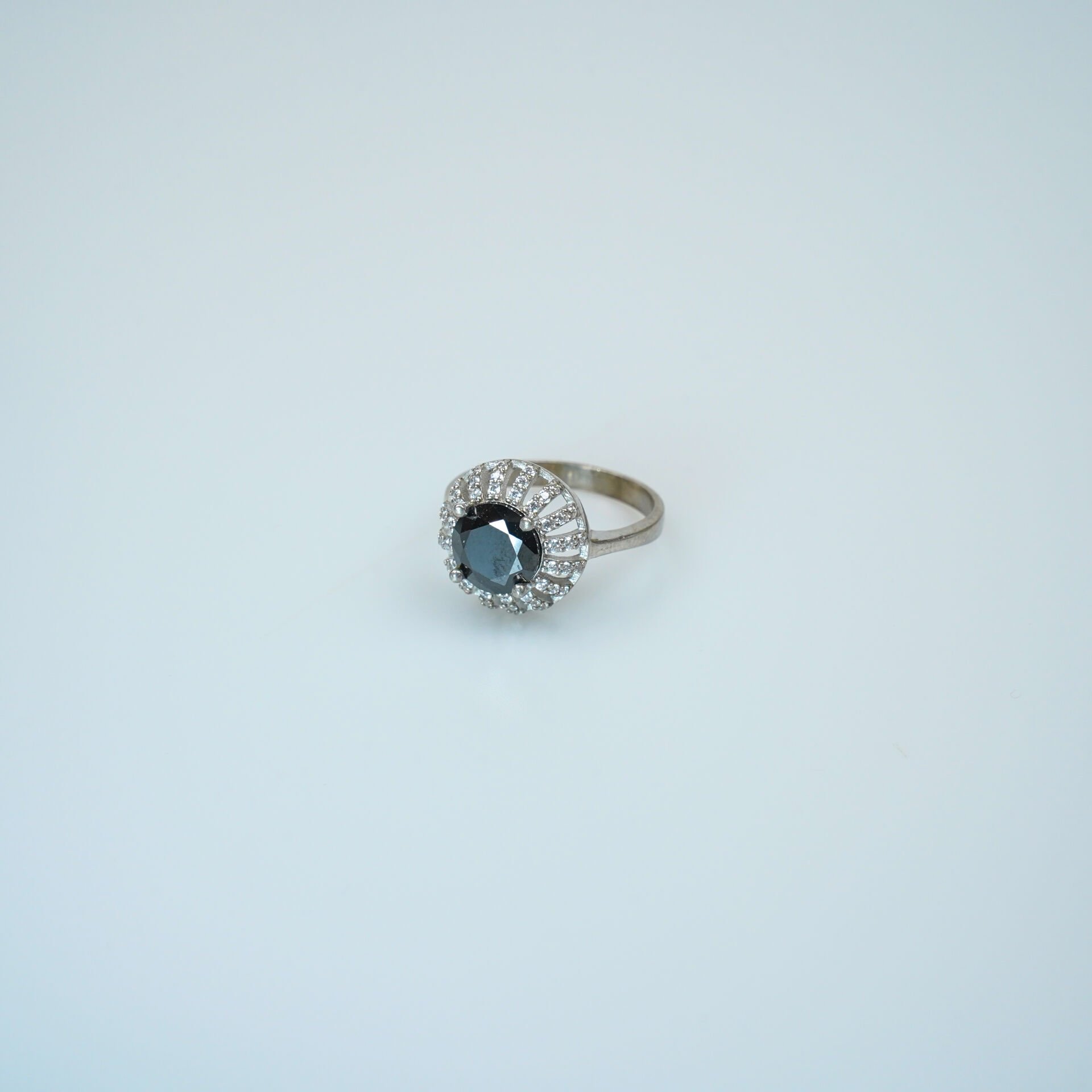 Spinel Taşlı & Zirkon Detaylı 925 Ayar Gümüş Kadın Yüzük