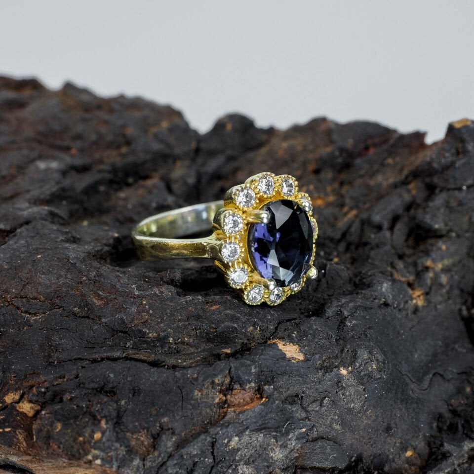 925 Ayar Altın Kaplama Kadın Gümüş Yüzük Mavi Zirkon Taşlı Halo Model