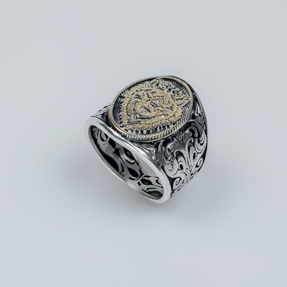 Kurt Başı Figürlü Barok İşlemeli 925 Ayar Gümüş Erkek Yüzük
