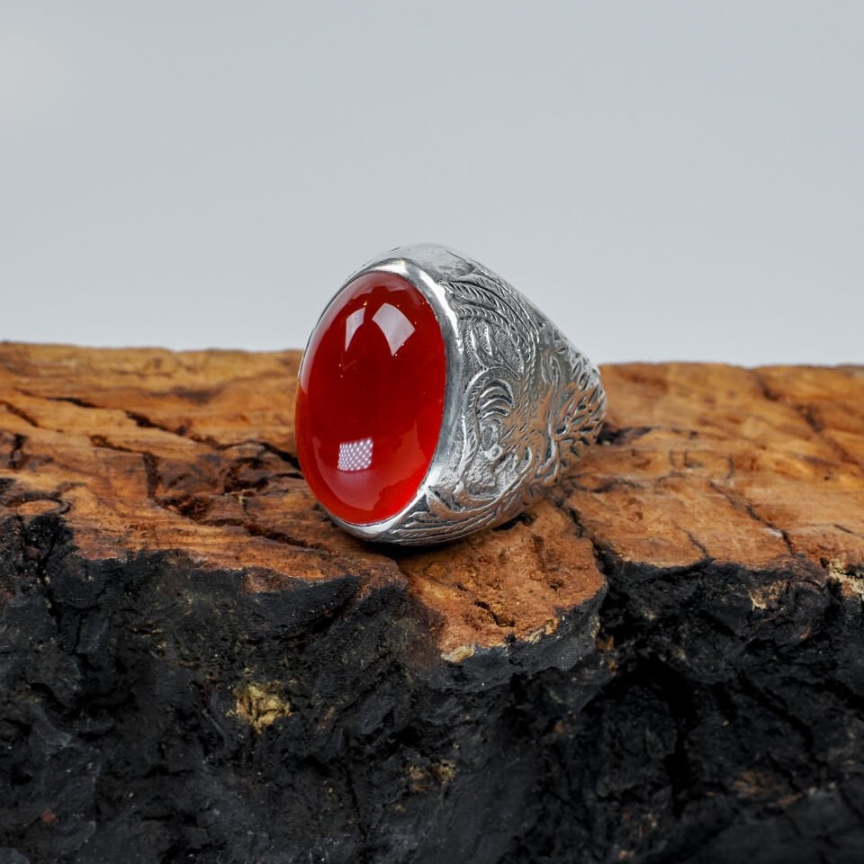 Anka Kuşu Kabartmalı Kırmızı Taşlı 30 Gram Gümüş Erkek Yüzük