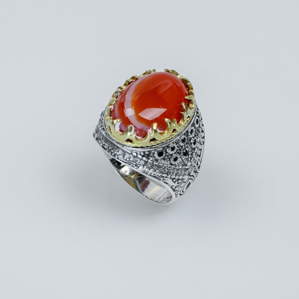 Turuncu Akik Taşlı Gold Taç İşlemeli Gümüş Erkek Yüzük