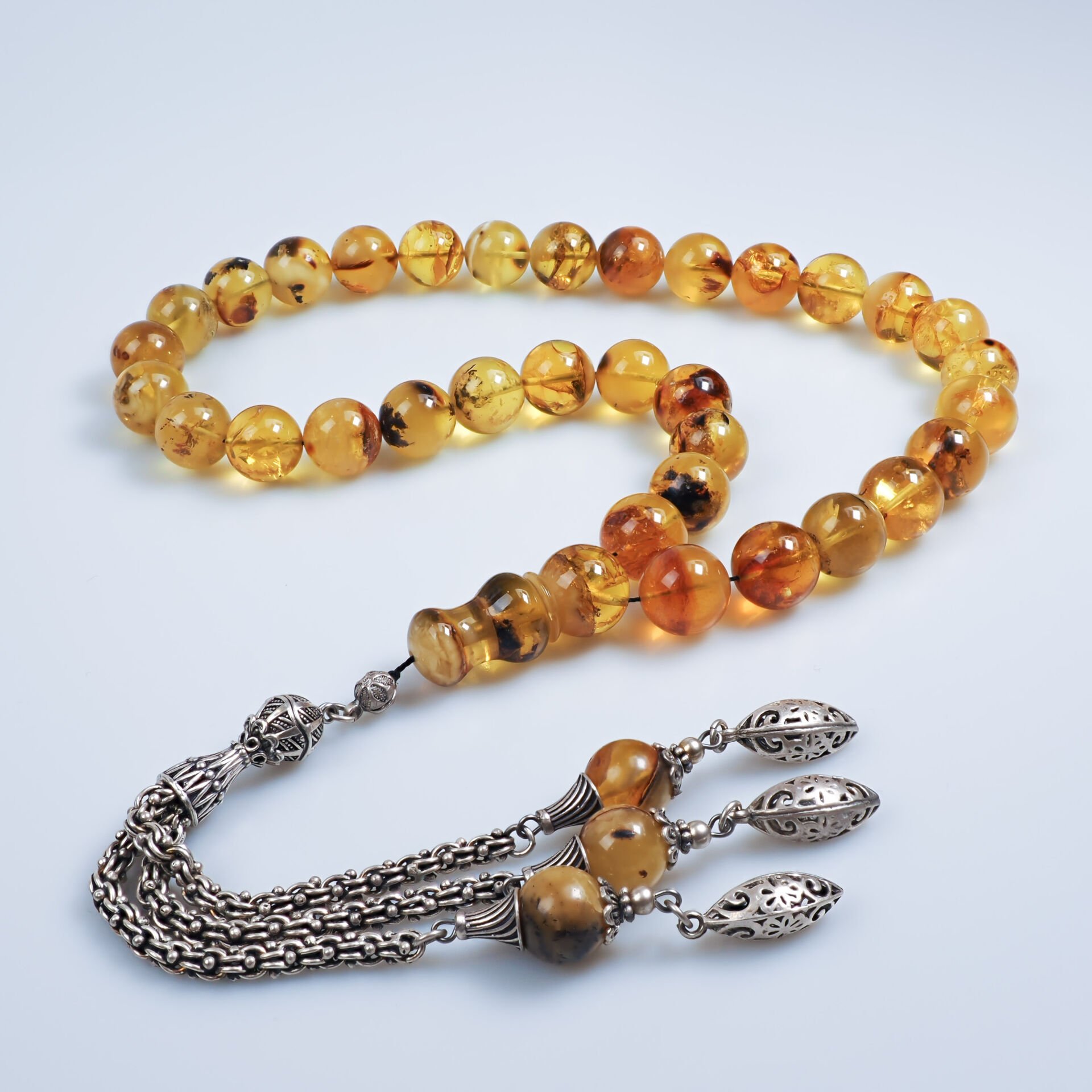 Fosilli Damla Kehribar 925 Ayar Gümüş Püsküllü İri Boy Tesbih