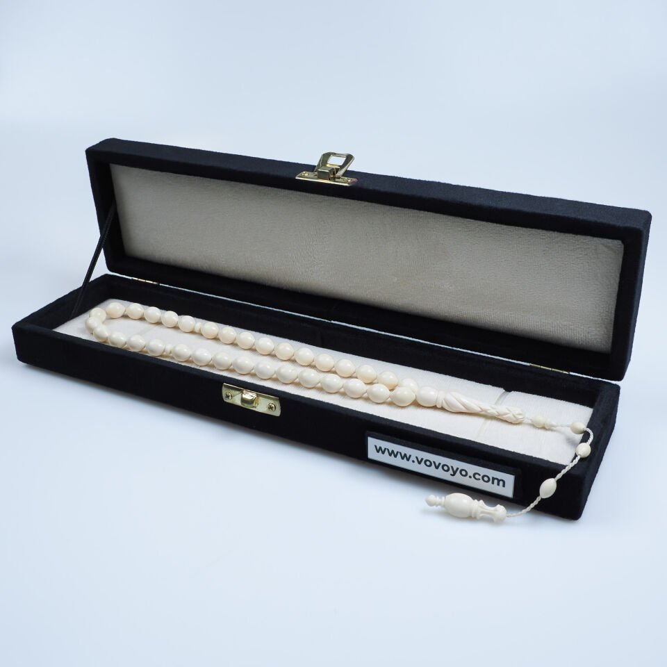 Sistemli Kamçı Püsküllü ve Burgu İmameli Fildişi Tesbih