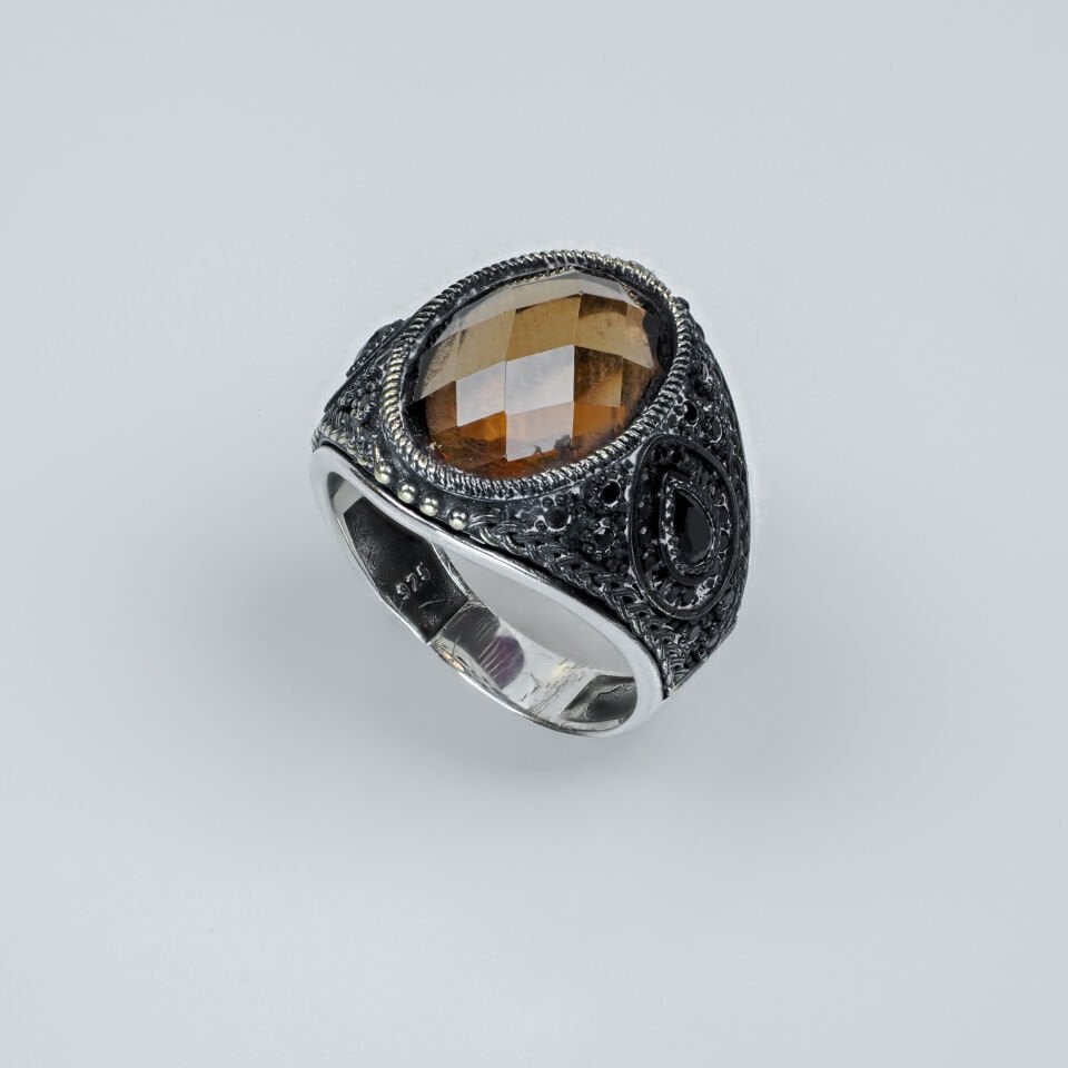 Zultanit Taşlı Mikro Mıhlamalı 925 Ayar Erkek Gümüş Yüzük