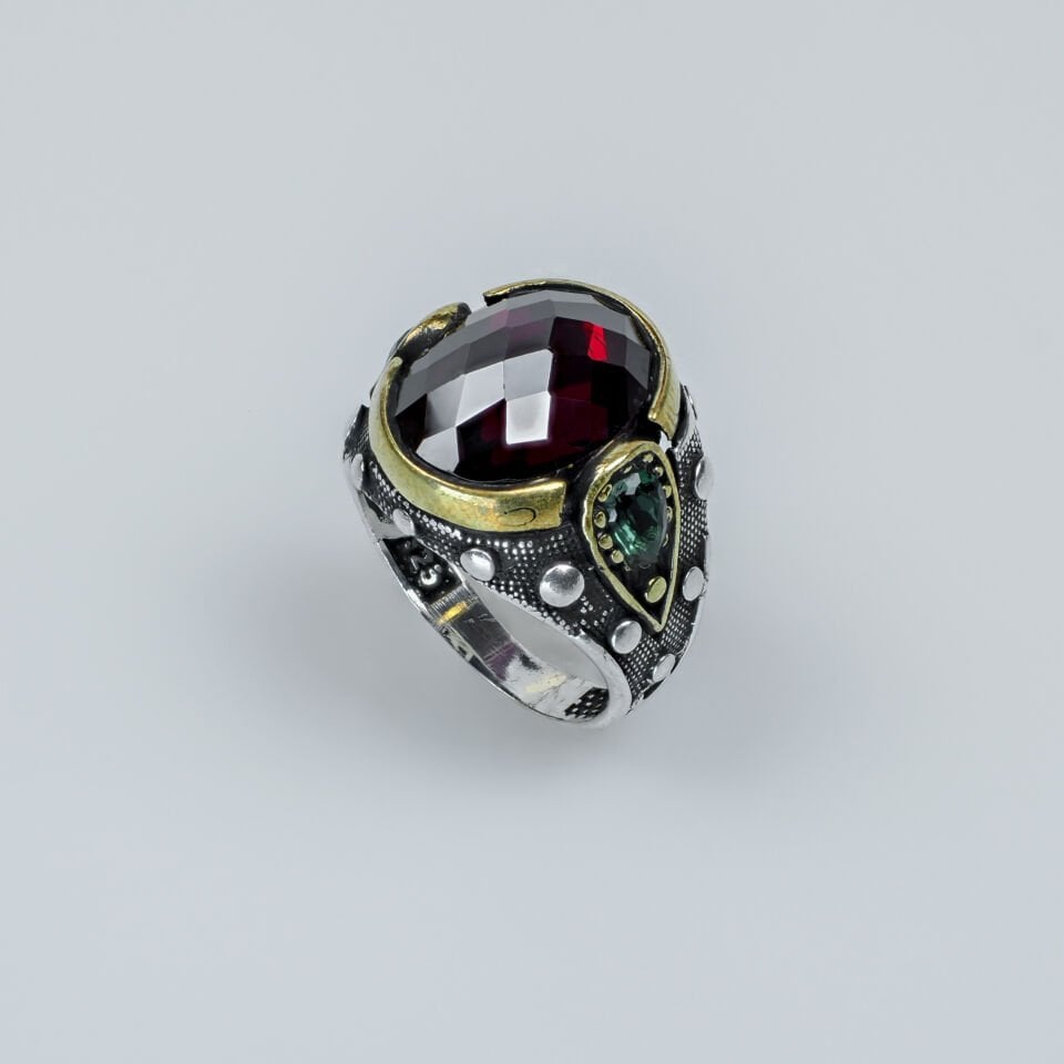 Kırmızı Zirkon Taşlı Antik İşlemeli 925 Ayar Erkek Gümüş Yüzük